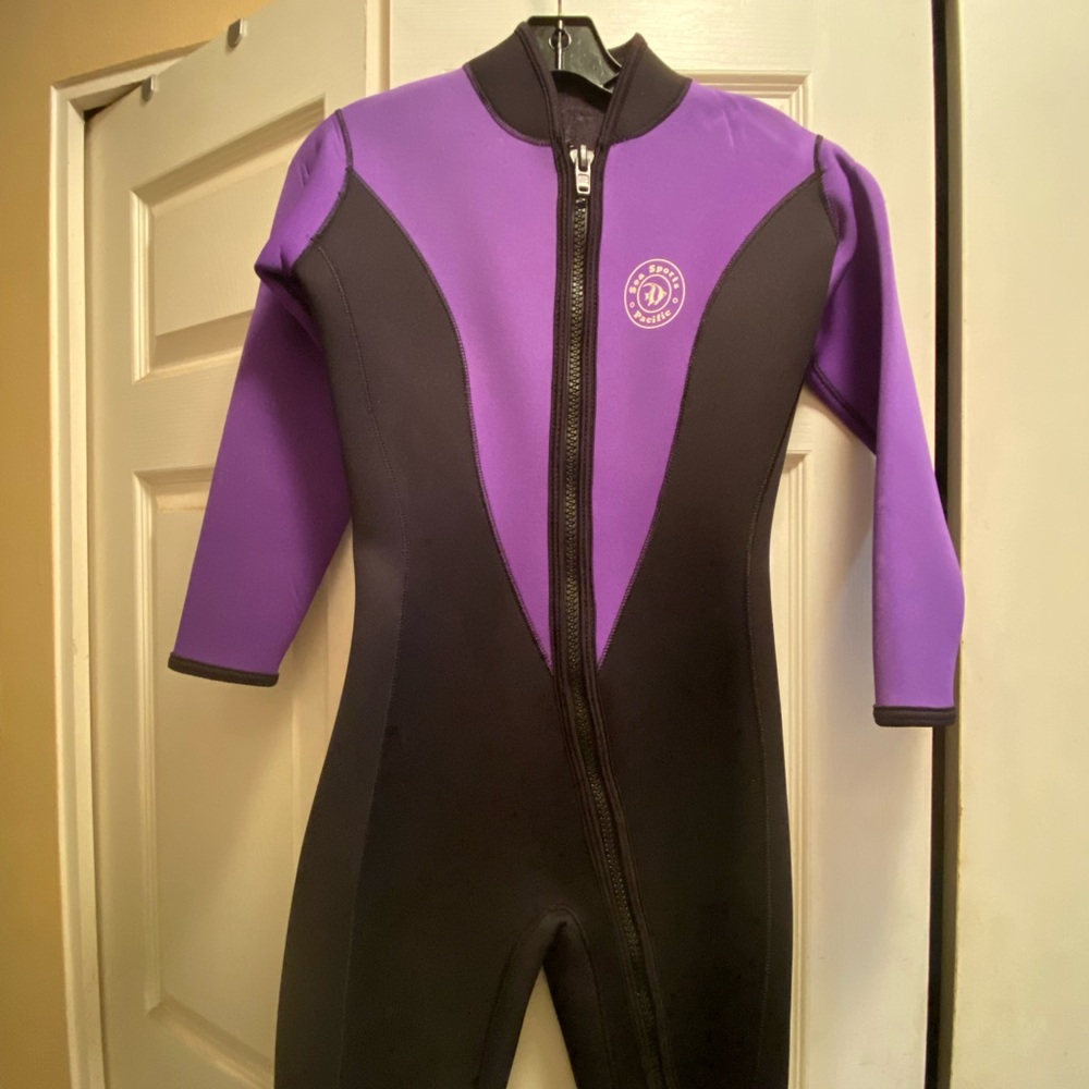 Womens wetsuit small